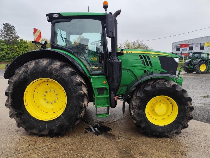Traktor of the type John Deere 6195R, Gebrauchtmaschine in SAINT GENEST D'AMBIERE (Picture 5)