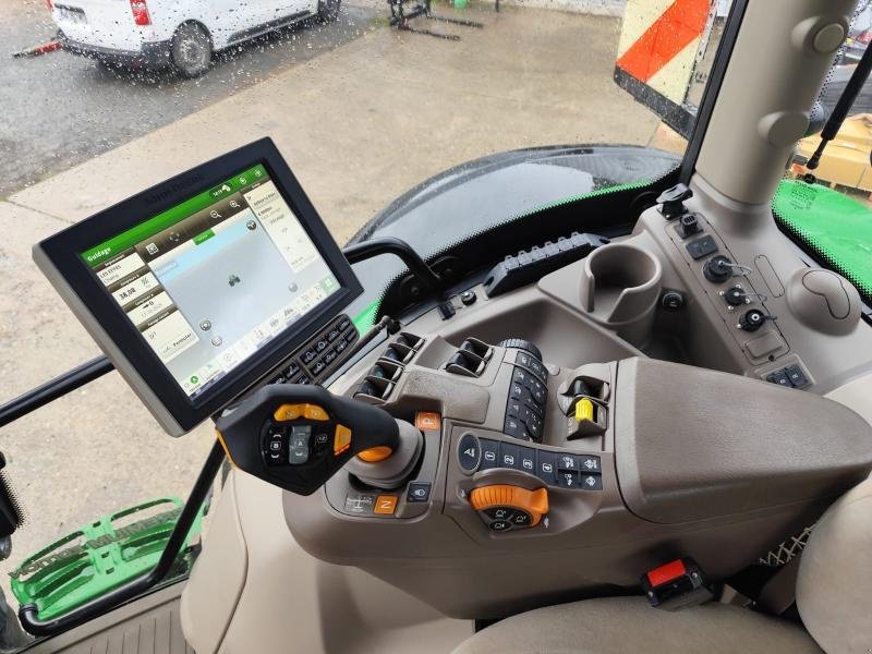 Traktor of the type John Deere 6195R, Gebrauchtmaschine in SAINT GENEST D'AMBIERE (Picture 8)