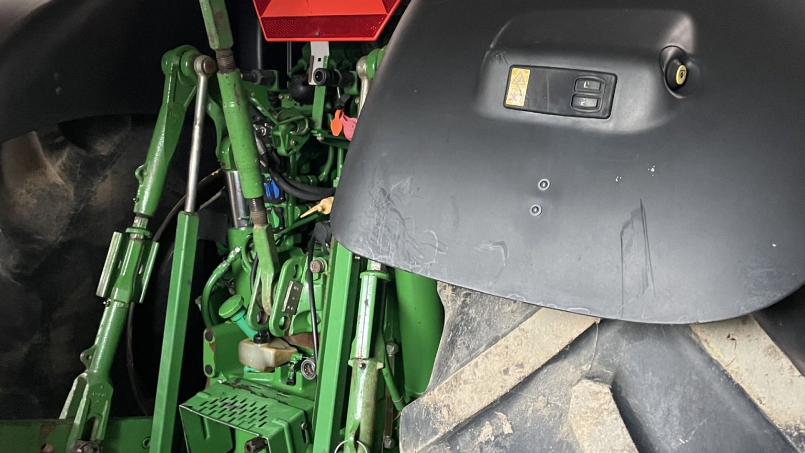 Traktor типа John Deere 6195R, Gebrauchtmaschine в Aabenraa (Фотография 3)