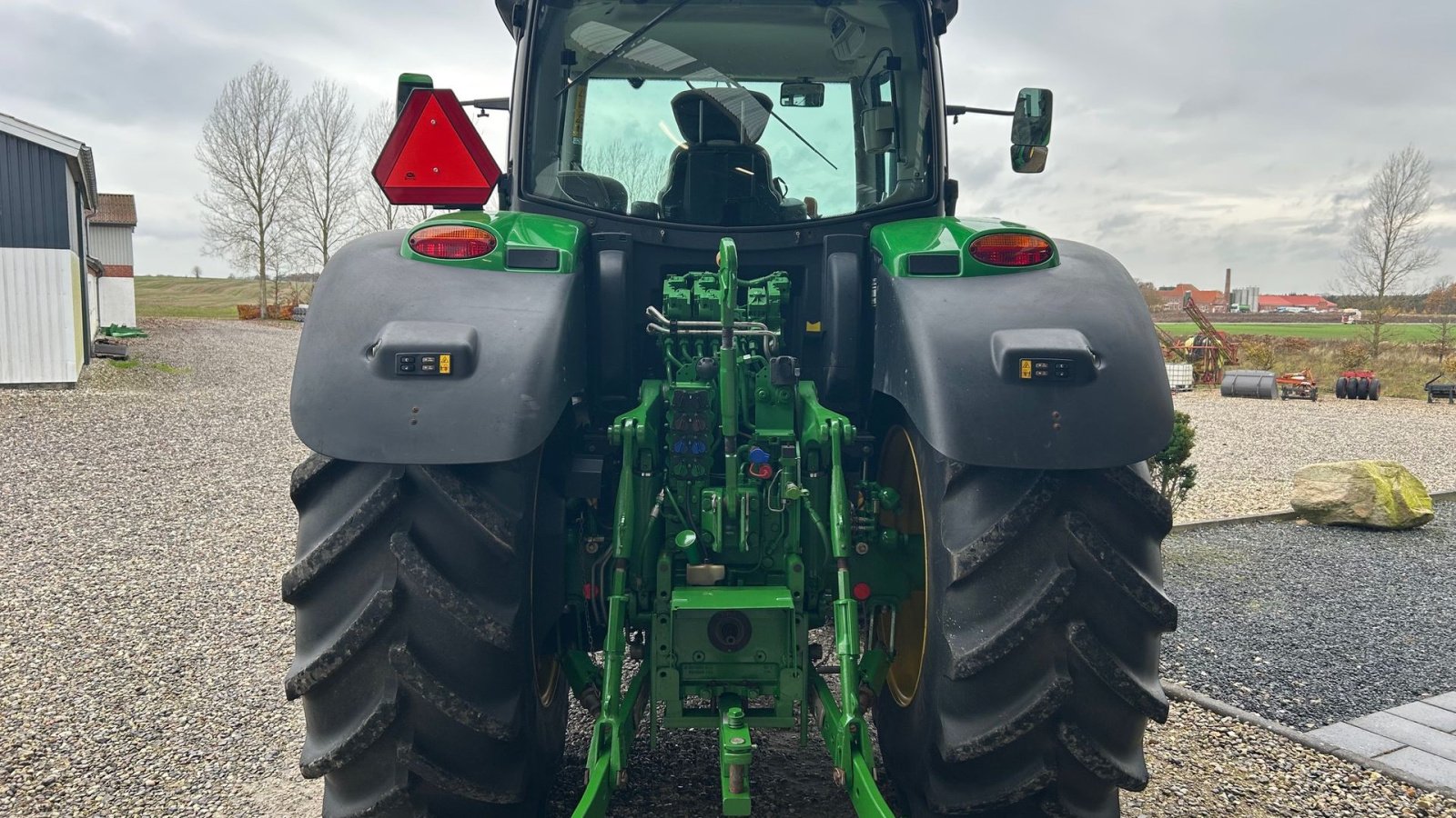 Traktor типа John Deere 6195R, Gebrauchtmaschine в Thorsø (Фотография 11)