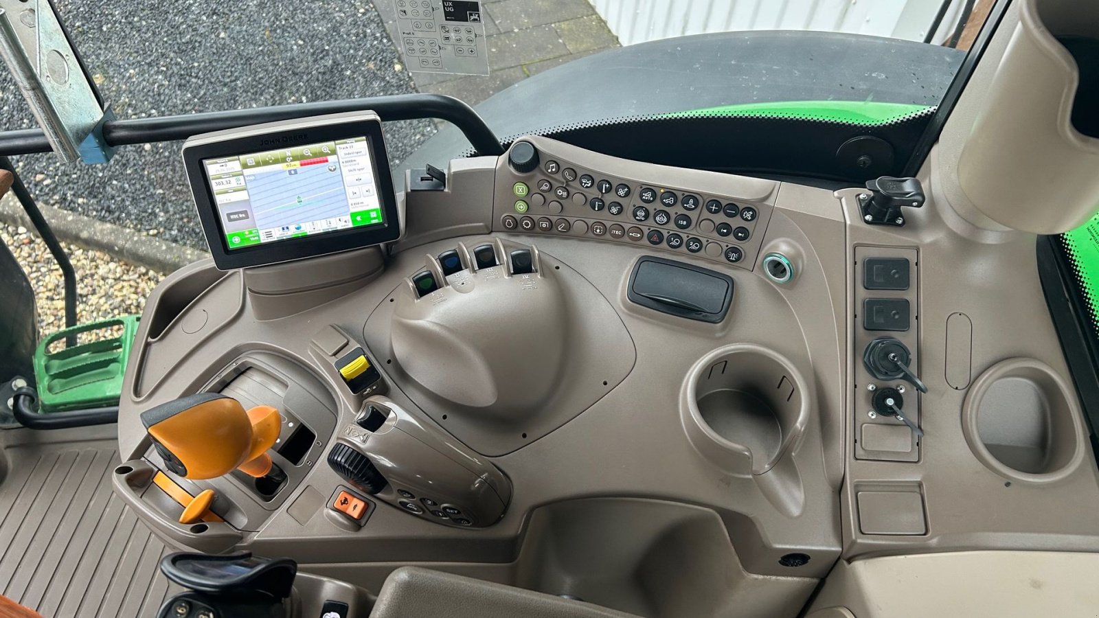 Traktor типа John Deere 6195R, Gebrauchtmaschine в Thorsø (Фотография 21)