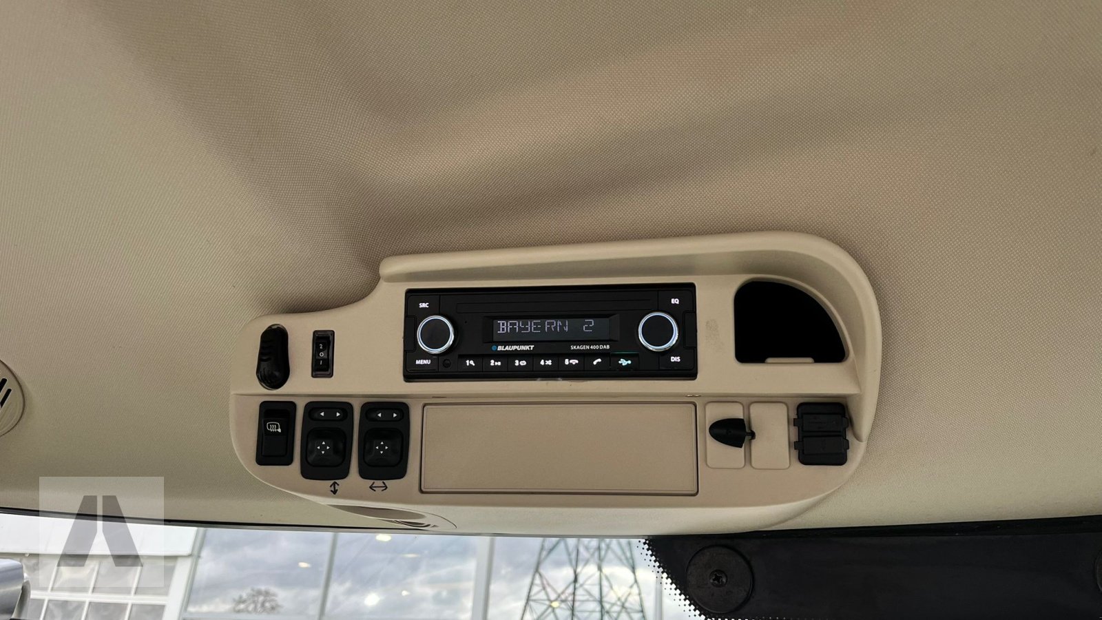 Traktor типа John Deere 6195R, Gebrauchtmaschine в Regensburg (Фотография 21)