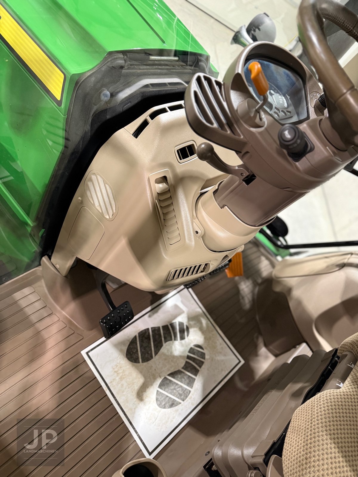 Traktor van het type John Deere 6195R, Gebrauchtmaschine in Kastl (Foto 18)