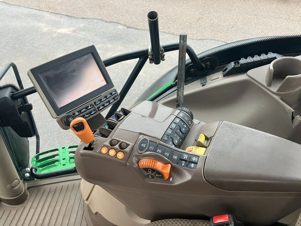 Traktor a típus John Deere 6195R, Gebrauchtmaschine ekkor: VIRECOURT (Kép 8)