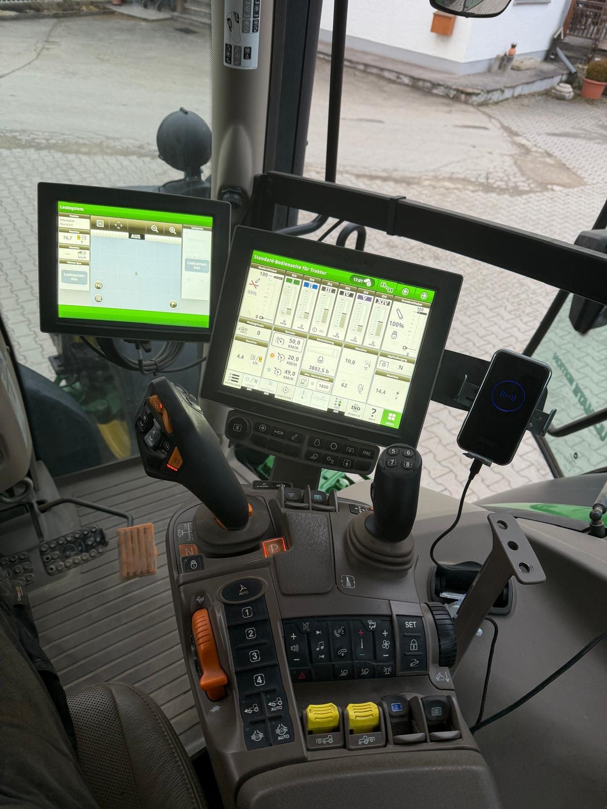 Traktor van het type John Deere 6195R, Gebrauchtmaschine in Aholming (Foto 4)