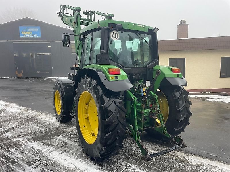 Traktor от тип John Deere 6200 A Allradtraktor mit Frontlader - TÜV - 40km/h wie 6100 6300 6400, Gebrauchtmaschine в Niedernhausen OT Engenhahn (Снимка 7)