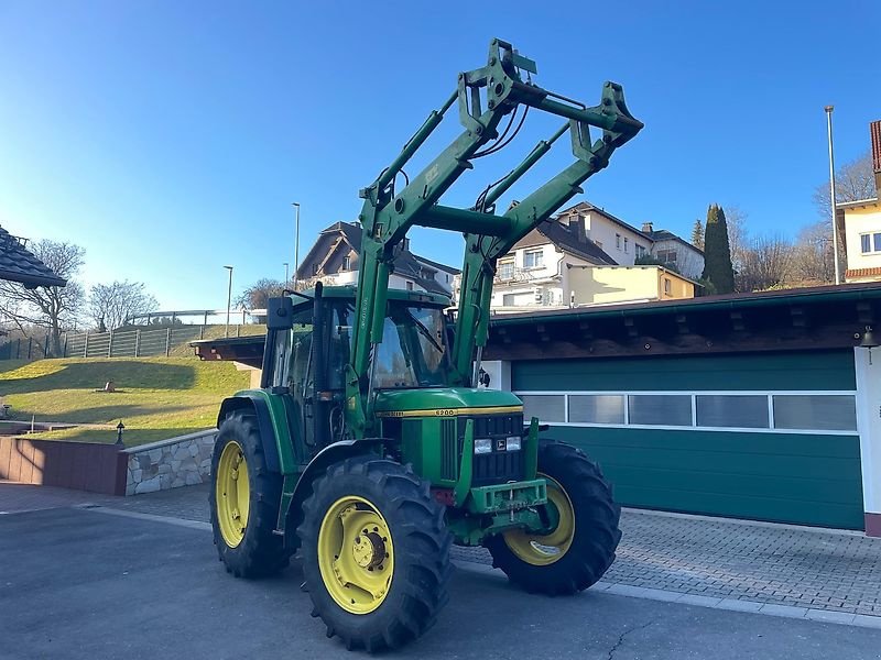 Traktor za tip John Deere 6200 A Allradtraktor mit Frontlader - TÜV - 40km/h wie 6100 6300 6400, Gebrauchtmaschine u Niedernhausen OT Engenhahn (Slika 1)
