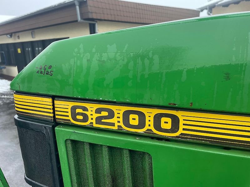 Traktor от тип John Deere 6200 A Allradtraktor mit Frontlader - TÜV - 40km/h wie 6100 6300 6400, Gebrauchtmaschine в Niedernhausen OT Engenhahn (Снимка 15)