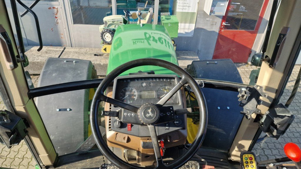 Traktor des Typs John Deere 6200, Gebrauchtmaschine in Kleinandelfingen (Bild 9)