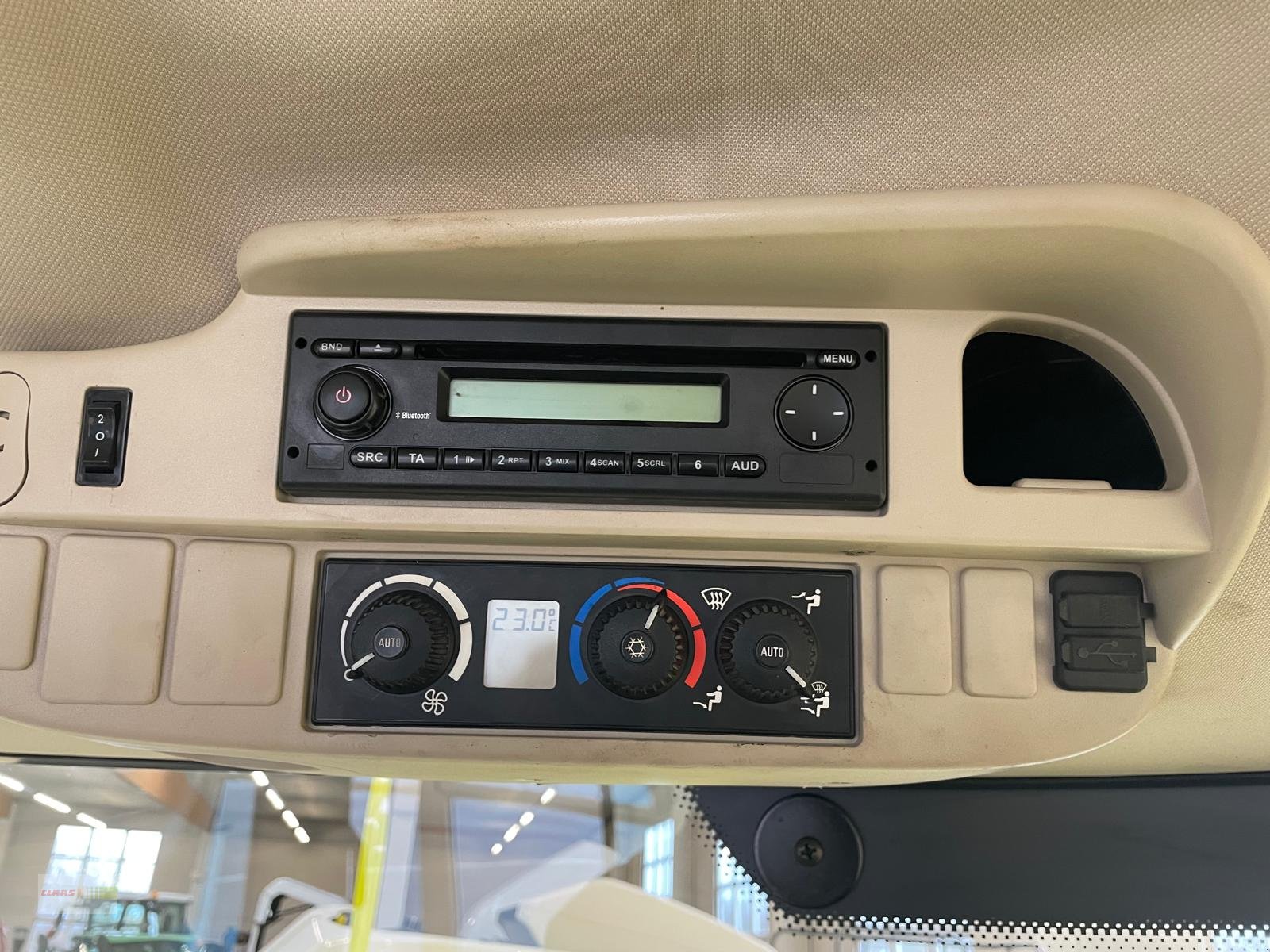 Traktor du type John Deere 6210 R, Gebrauchtmaschine en Langenau (Photo 9)