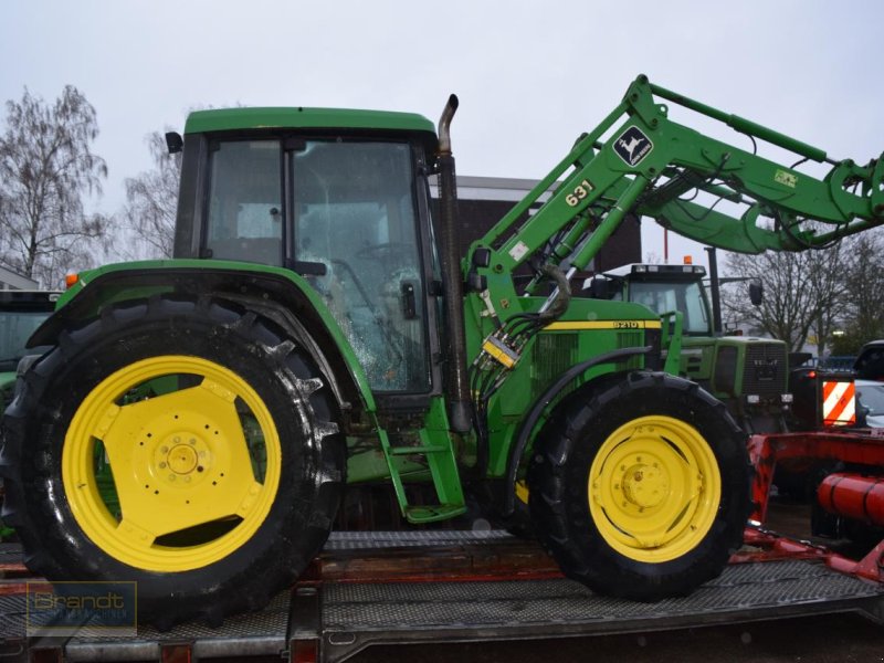 Traktor от тип John Deere 6210, Gebrauchtmaschine в Oyten