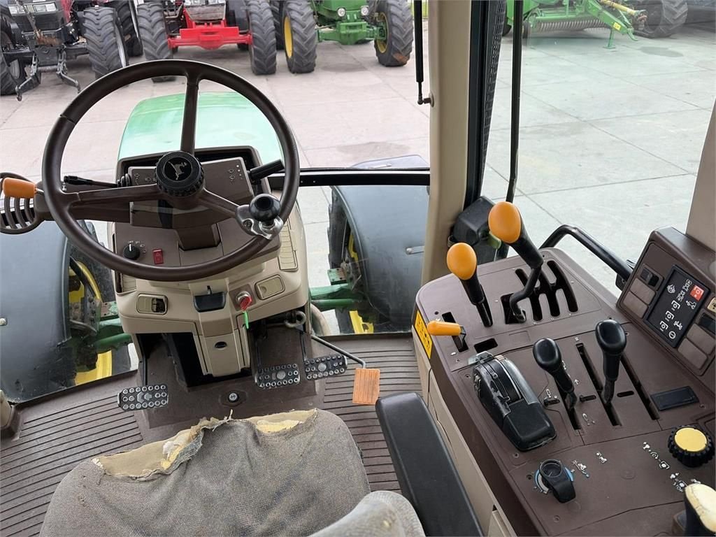 Traktor от тип John Deere 6210, Gebrauchtmaschine в Bant (Снимка 9)