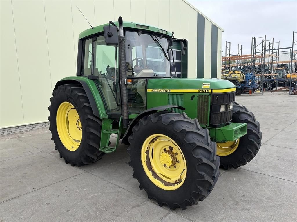 Traktor от тип John Deere 6210, Gebrauchtmaschine в Bant (Снимка 3)