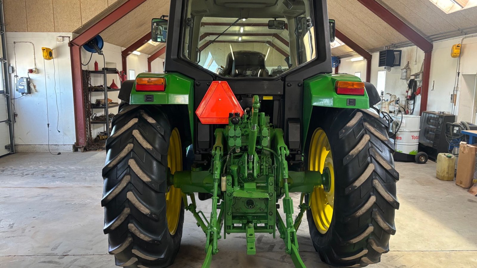 Traktor от тип John Deere 6210, Gebrauchtmaschine в Thorsø (Снимка 5)