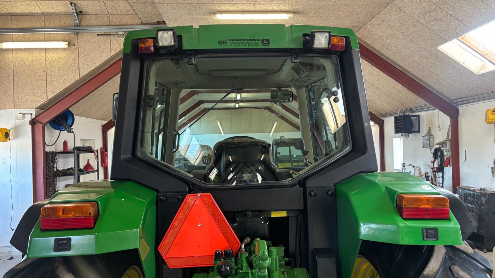 Traktor от тип John Deere 6210, Gebrauchtmaschine в Thorsø (Снимка 7)