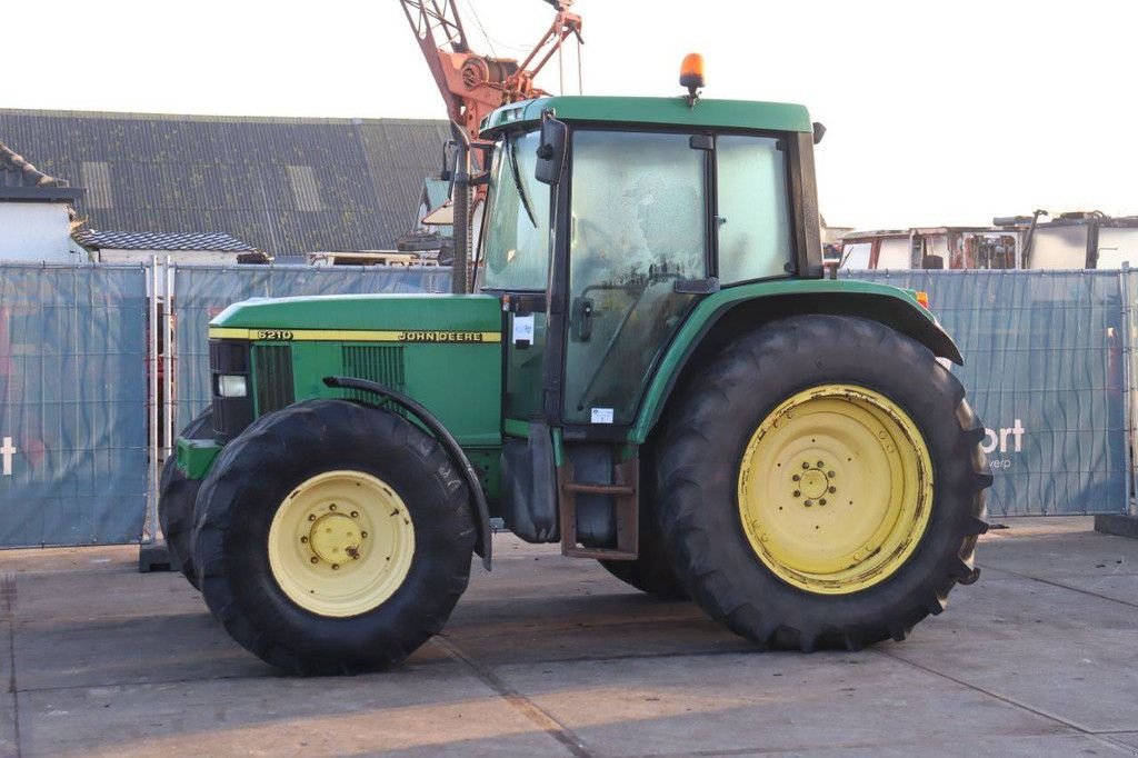 Traktor tip John Deere 6210, Gebrauchtmaschine in Antwerpen (Poză 1)