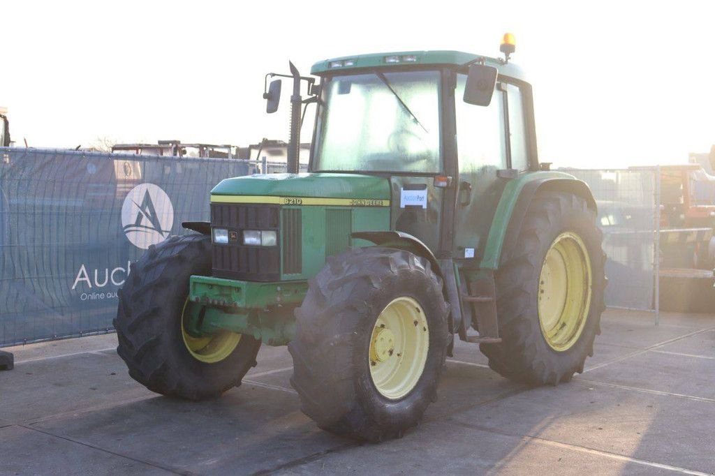Traktor tip John Deere 6210, Gebrauchtmaschine in Antwerpen (Poză 10)