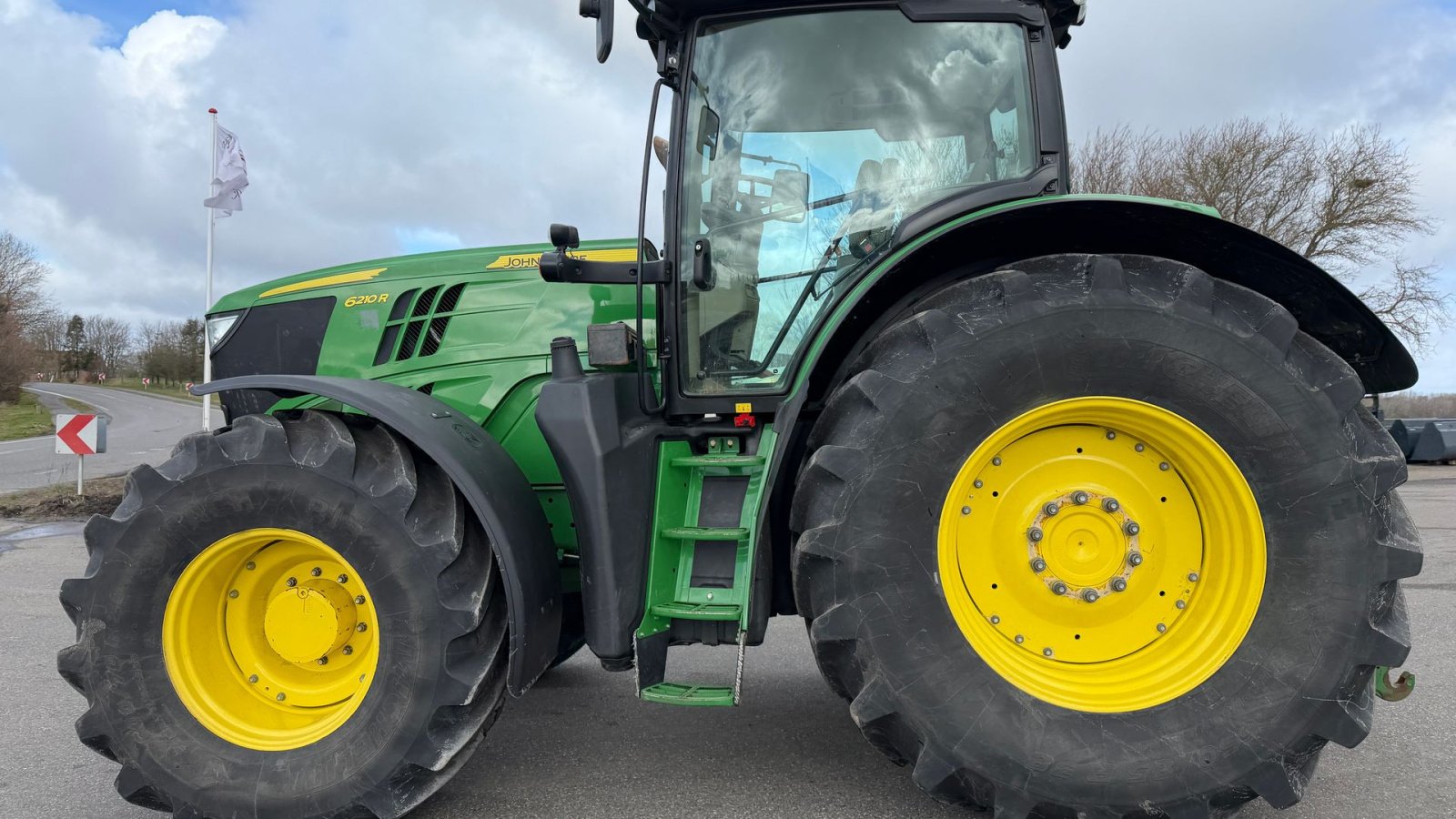 Traktor tipa John Deere 6210R KUN 3900 TIMER!, Gebrauchtmaschine u Nørager (Slika 4)