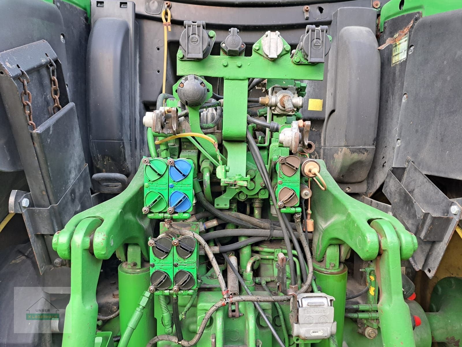 Traktor типа John Deere 6210R, Gebrauchtmaschine в Schlitters (Фотография 6)