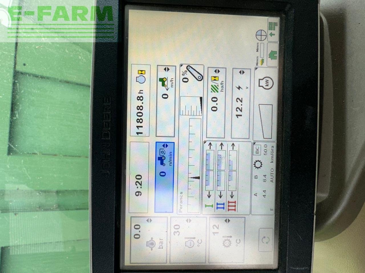 Traktor типа John Deere 6210R, Gebrauchtmaschine в Hamburg (Фотография 3)