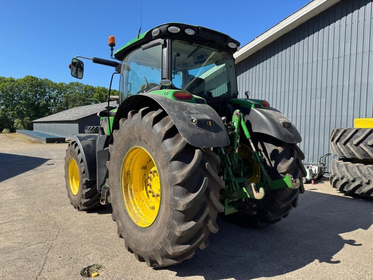 Traktor типа John Deere 6210R, Gebrauchtmaschine в Trige (Фотография 3)