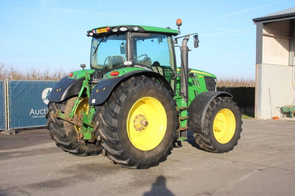 Traktor Türe ait John Deere 6210R, Gebrauchtmaschine içinde Antwerpen (resim 3)