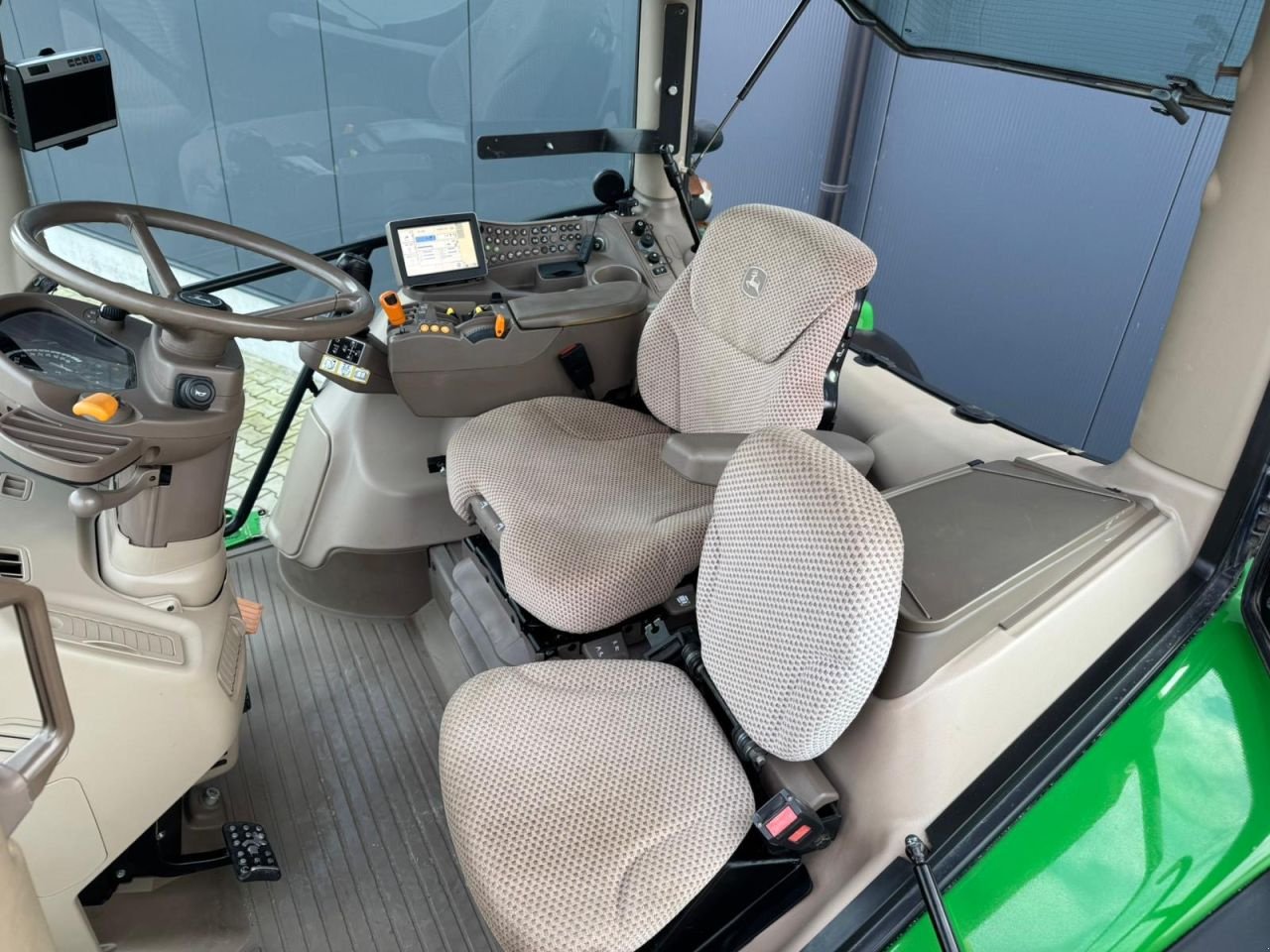 Traktor du type John Deere 6210R, Gebrauchtmaschine en Daarle (Photo 10)