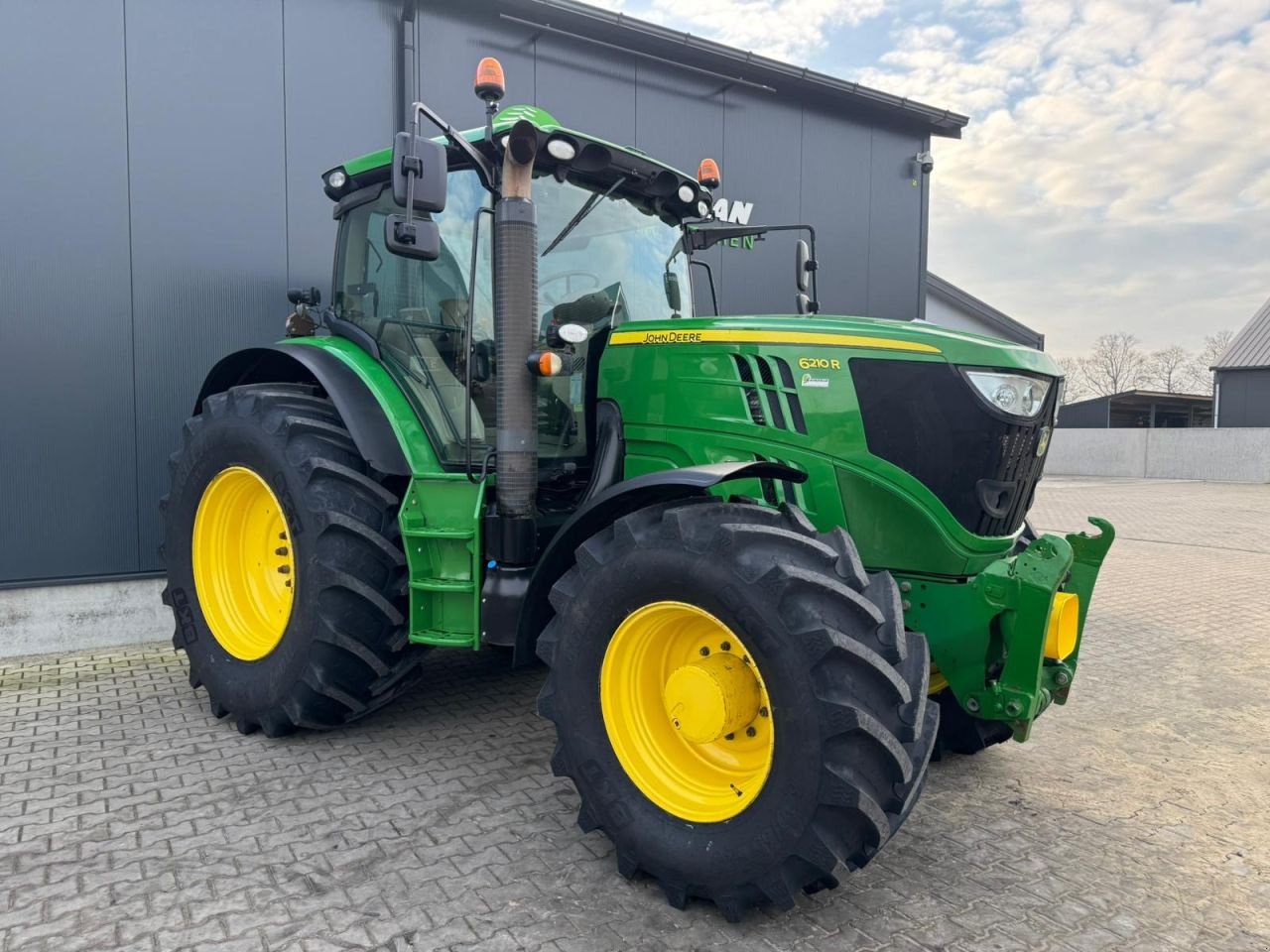 Traktor du type John Deere 6210R, Gebrauchtmaschine en Daarle (Photo 4)
