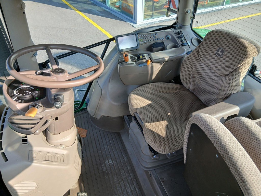 Traktor du type John Deere 6210R, Gebrauchtmaschine en Lengnau (Photo 3)