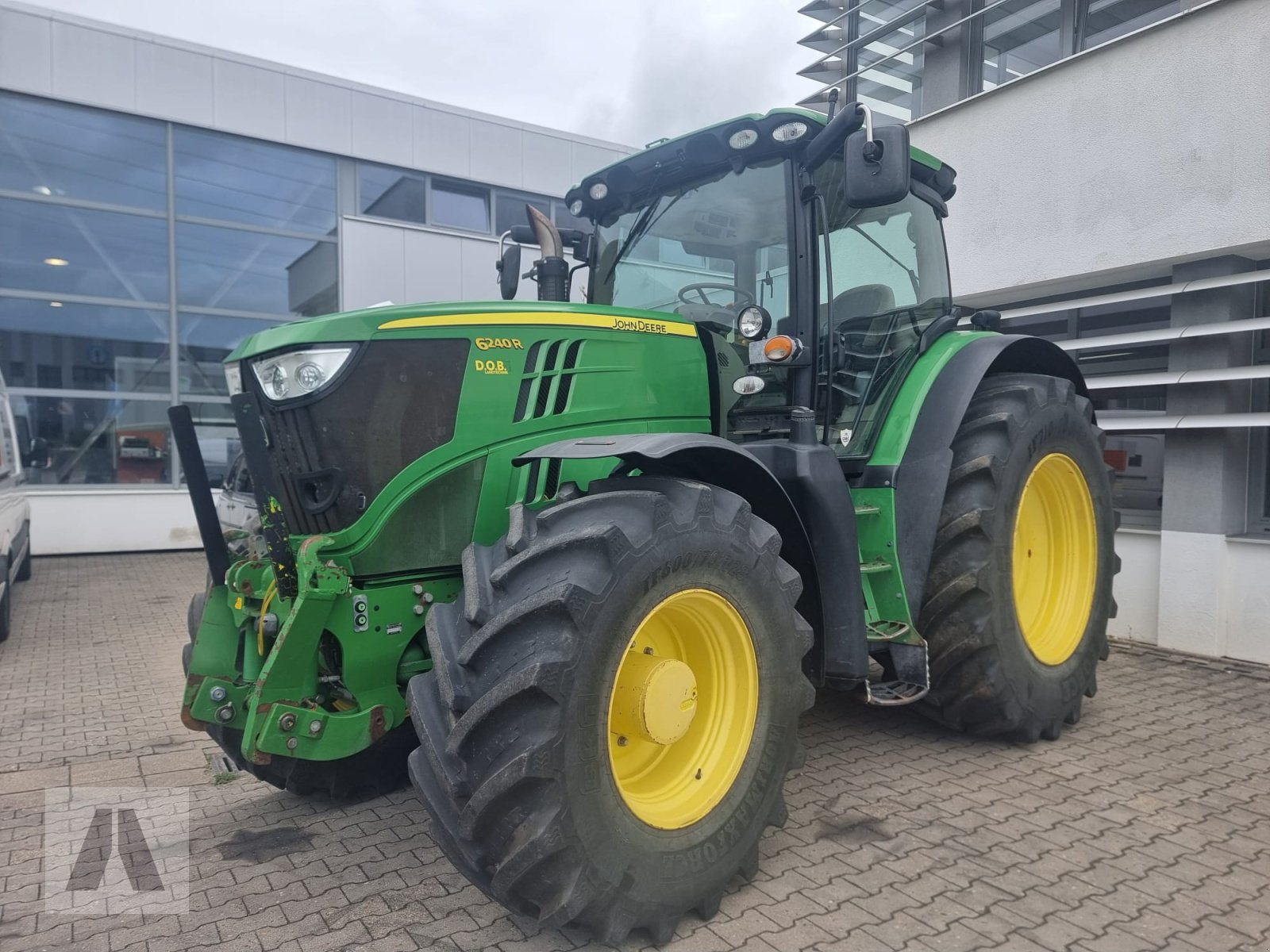 Traktor типа John Deere 6210R, Gebrauchtmaschine в Regensburg (Фотография 1)