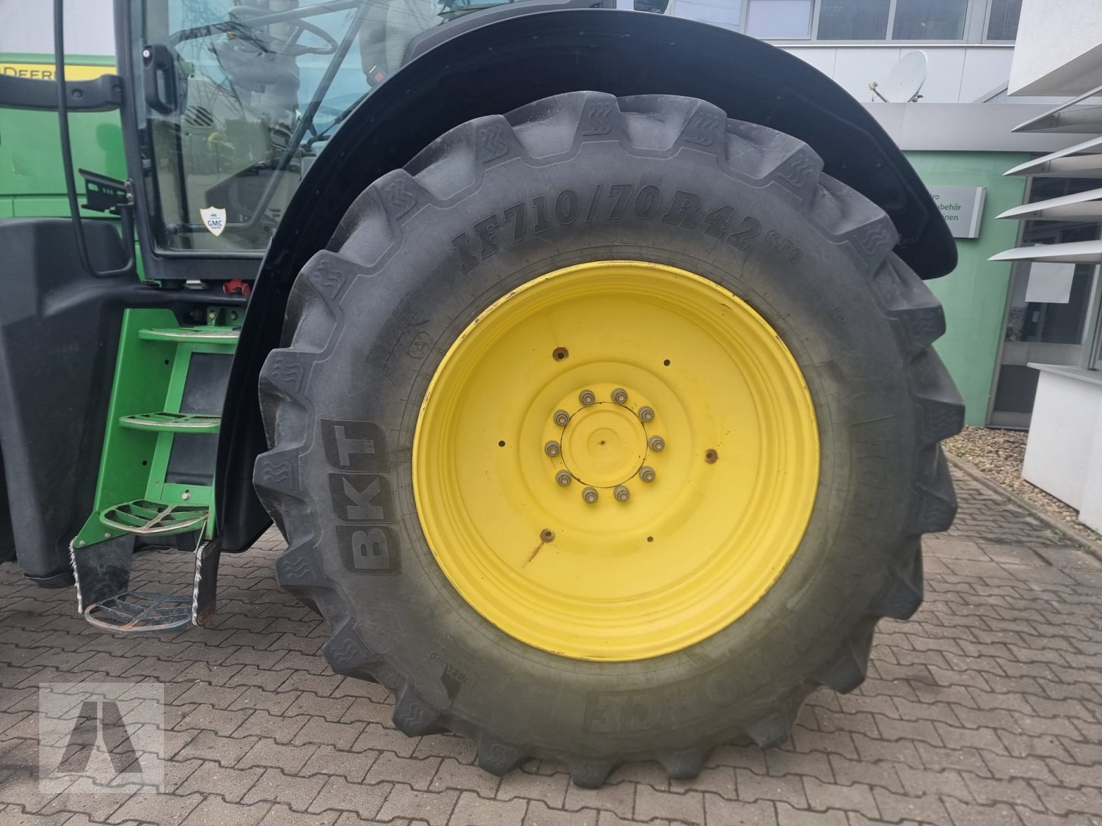 Traktor типа John Deere 6210R, Gebrauchtmaschine в Regensburg (Фотография 12)