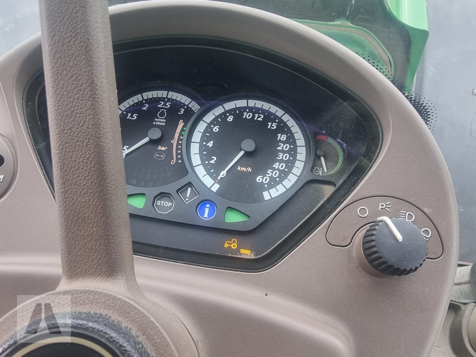 Traktor типа John Deere 6210R, Gebrauchtmaschine в Regensburg (Фотография 19)