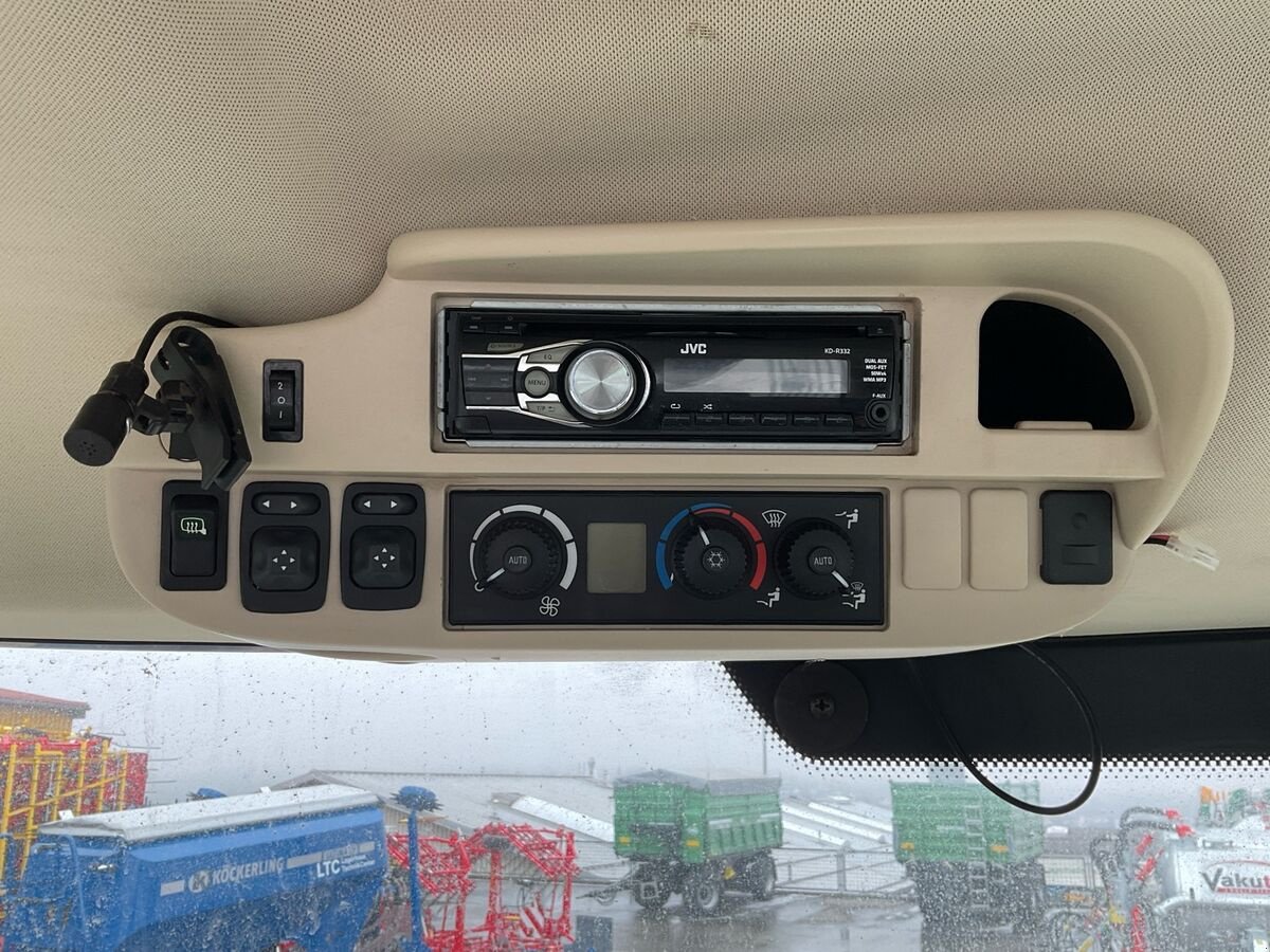 Traktor of the type John Deere 6210R, Gebrauchtmaschine in Zwettl (Picture 15)