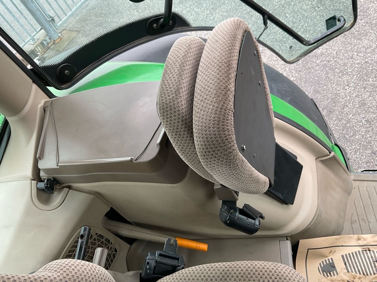 Traktor of the type John Deere 6210R, Gebrauchtmaschine in Zwettl (Picture 25)