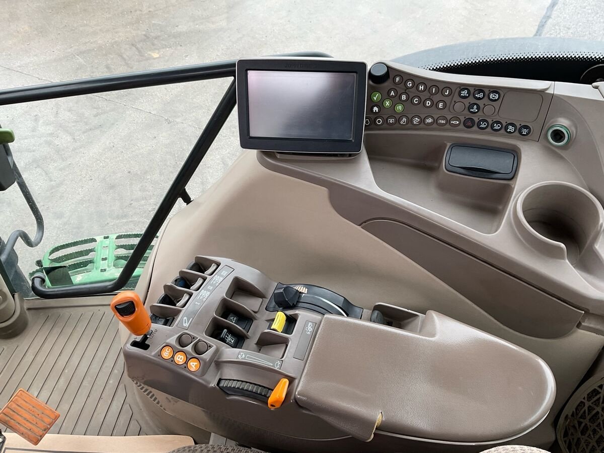 Traktor of the type John Deere 6210R, Gebrauchtmaschine in Zwettl (Picture 23)