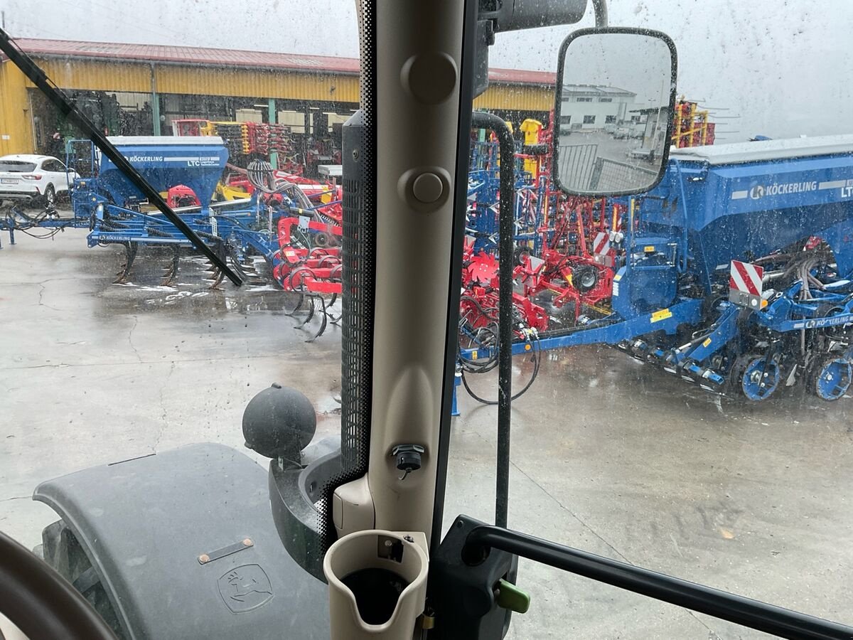 Traktor of the type John Deere 6210R, Gebrauchtmaschine in Zwettl (Picture 22)