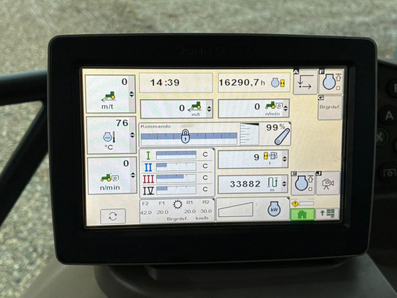 Traktor от тип John Deere 6210R, Gebrauchtmaschine в Videbæk (Снимка 13)