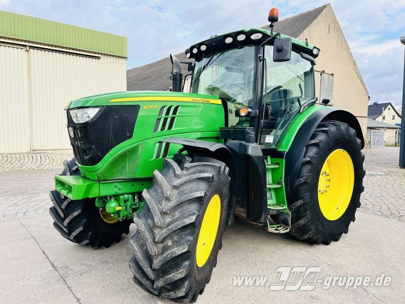 Traktor типа John Deere 6210R, Gebrauchtmaschine в Sülzetal OT Altenweddingen (Фотография 1)
