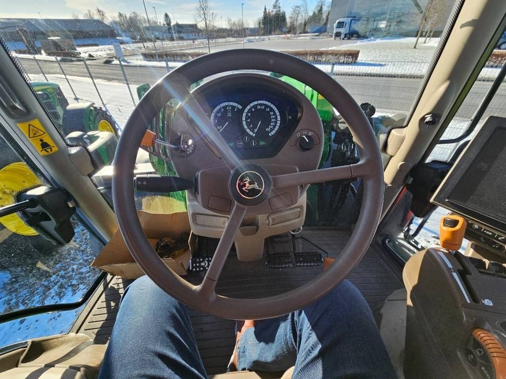 Traktor tipa John Deere 6215 R, Gebrauchtmaschine u Ringe (Slika 18)