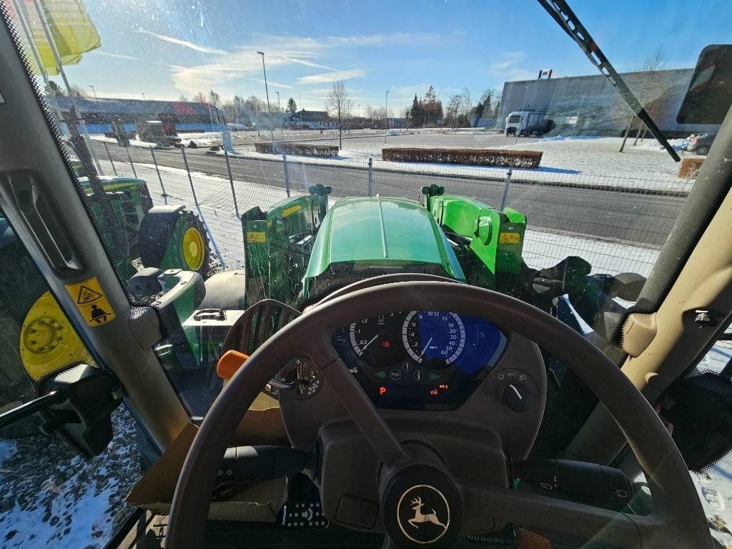 Traktor tipa John Deere 6215 R, Gebrauchtmaschine u Ringe (Slika 24)