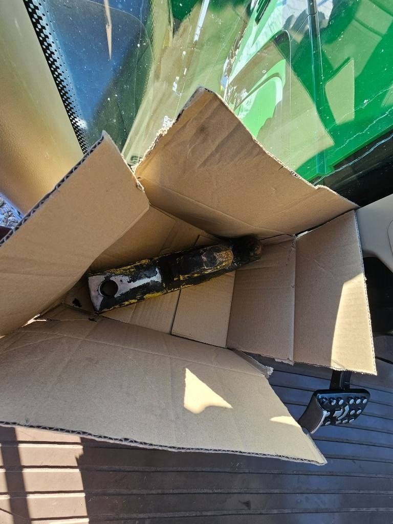 Traktor tipa John Deere 6215 R, Gebrauchtmaschine u Ringe (Slika 16)