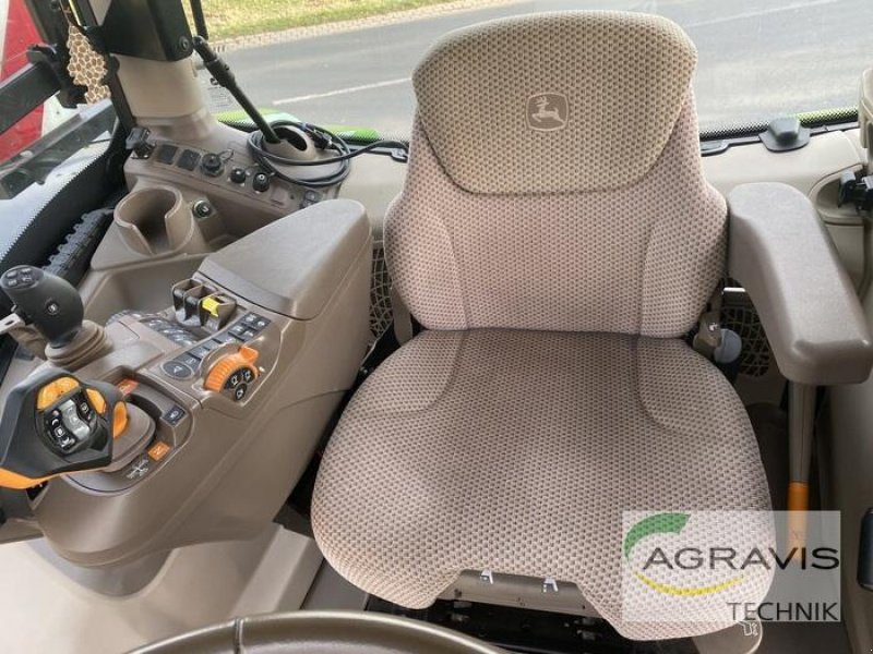 Traktor типа John Deere 6215 R, Gebrauchtmaschine в Barsinghausen-Göxe (Фотография 22)