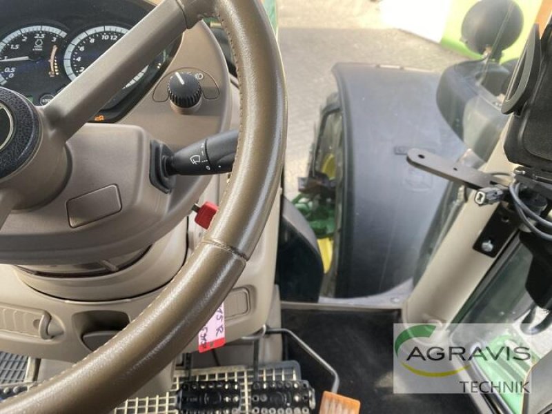 Traktor типа John Deere 6215 R, Gebrauchtmaschine в Barsinghausen-Göxe (Фотография 13)