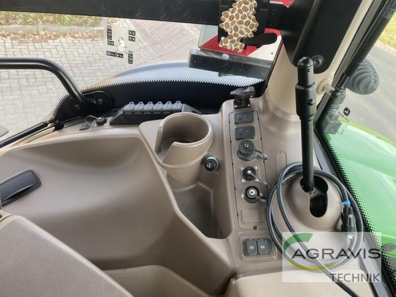 Traktor типа John Deere 6215 R, Gebrauchtmaschine в Barsinghausen-Göxe (Фотография 16)