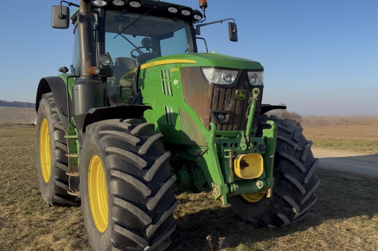 Traktor du type John Deere 6215 R, Gebrauchtmaschine en Könnern (Photo 4)