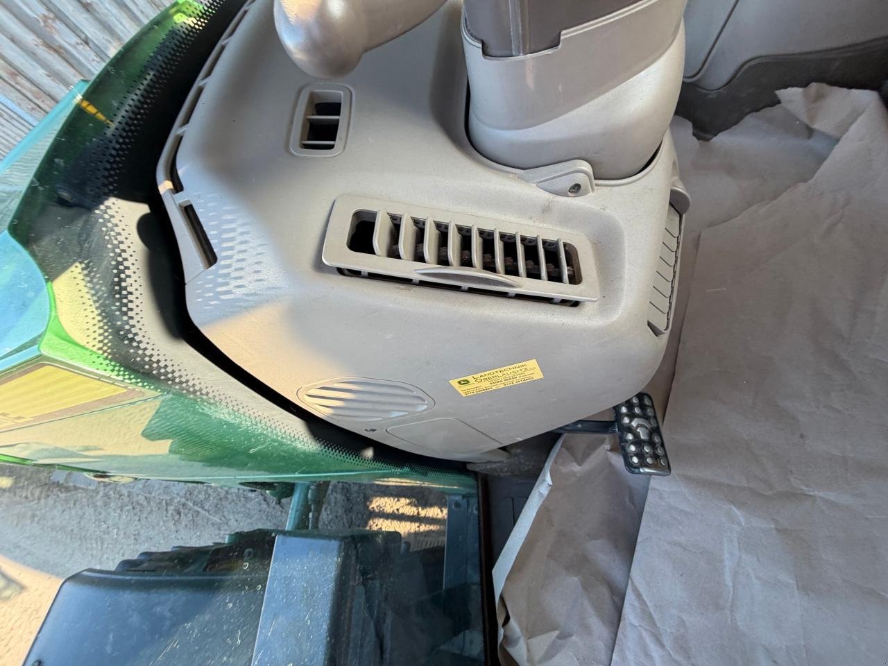 Traktor du type John Deere 6215 R, Gebrauchtmaschine en Könnern (Photo 20)