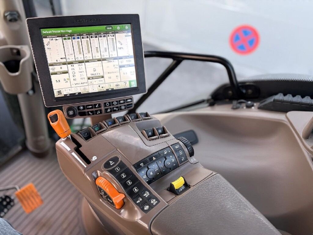 Traktor Türe ait John Deere 6215 R, Gebrauchtmaschine içinde Frankenmarkt (resim 7)