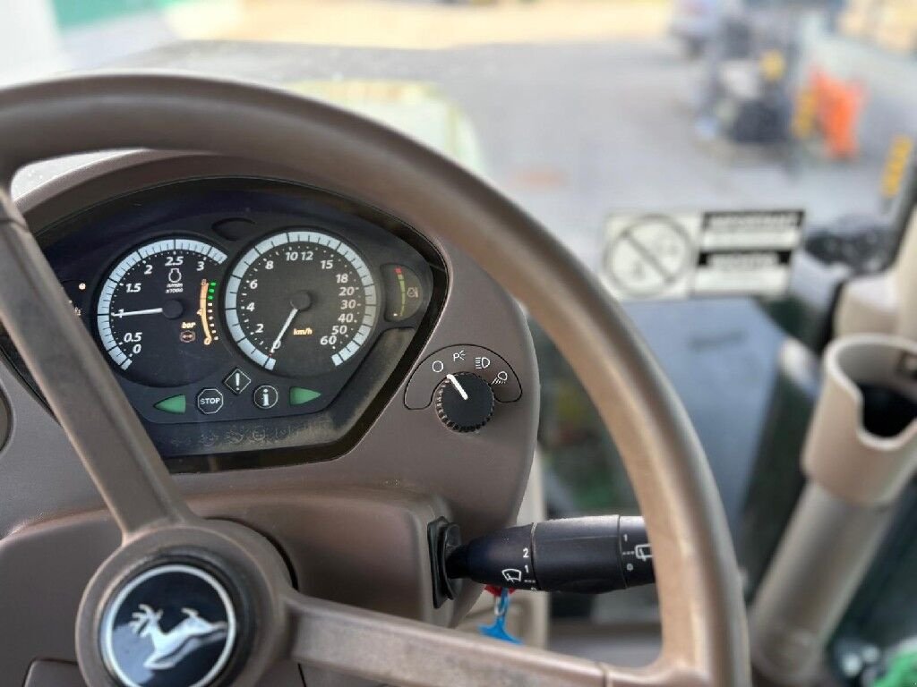 Traktor Türe ait John Deere 6215 R, Gebrauchtmaschine içinde Frankenmarkt (resim 3)