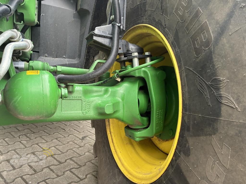 Traktor des Typs John Deere 6215 R, Gebrauchtmaschine in Aurich (Bild 16)