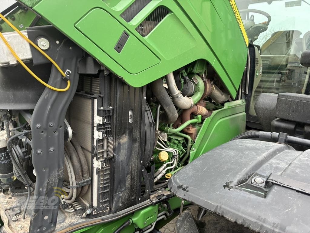 Traktor des Typs John Deere 6215 R, Gebrauchtmaschine in Aurich (Bild 20)